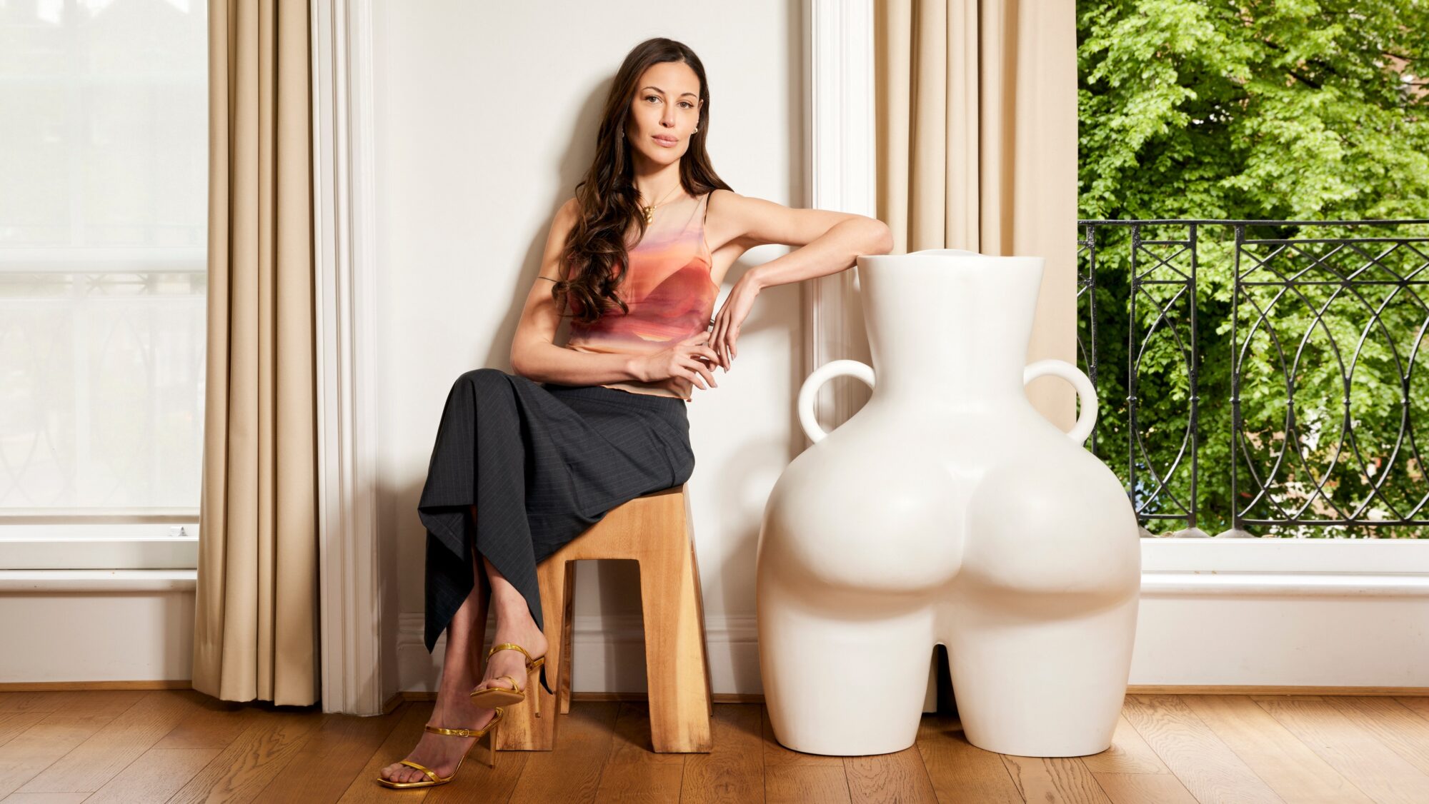 Feature image Anissa Kermiche photoshoot